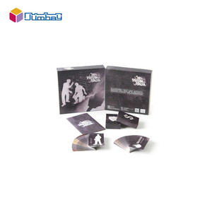 <span class=keywords><strong>Gioco</strong></span> di carte da tavolo professionale in plastica con scena del crimine attraente <span class=keywords><strong>gioco</strong></span> da tavolo personale di Trading Detective Made in China - Product Image 5