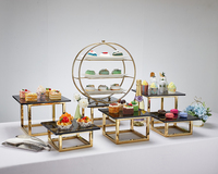 Support à Dessert Carré en Acier Inoxydable Étagère de Présentation Moderne Base Antidérapante Robuste pour Gâteaux Pâtisseries Fruits Collations Buffet