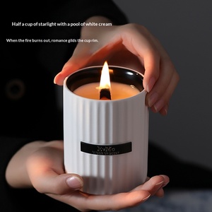 Bougie parfumée en cire de soja avec mèche en bois et boîte cadeau en céramique, longue durée, décoration d'intérieur, cadeau de mariage ou d'anniversaire - Product Image 2