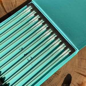 Household Gifts Set Light Blue Chopsticks Set 10 Pairs Reusable Chopsticks With Gift Box for Dining and Gift - Product Image 2