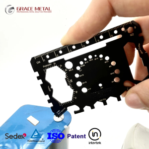 50 Trong 1 Giveaway <span class=keywords><strong>Mini</strong></span> Quà Tặng Multitool Kinh Doanh Thẻ Thép Không Gỉ Biểu Tượng Tùy Chỉnh Edc Tiện Ích Survival Thẻ Công Cụ Đa Thẻ Công Cụ - Product Image 1