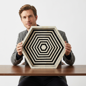 Bandeja de Servir Hexagonal Personalizada con Incrustaciones de Hueso, Diseño Art Deco en Madera Natural Hecha a Mano para Diwali y Bodas |   Hecho en India - Product Image 1