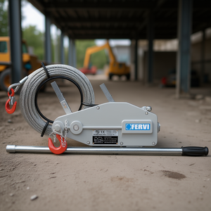 Cabrestante manual Fervi con cable de acero de 1000 kg de capacidad, gancho y manija para elevación de cargas pesadas - Product Image 3