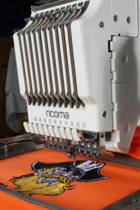 Máquina de Bordado Computarizada de 10 Agujas y un Cabezal, Mini Máquina de Coser para el Hogar con Pantalla Táctil de 7'' - Product Image 5