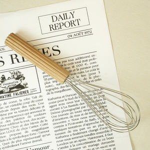 ナチュラルハウス垂直ストライプシリーズブナ木制ハンドルステンレス钢手動卵ビーターウイスキー用パンケーキバッター卵ケーキミックス - Product Image 4