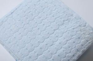Tapis absorbant pour animaux de compagnie en tissu non tissé, taille 60*60cm, lot de 40 pièces, prix de gros, sec et respirant - Product Image 5