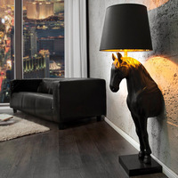Statue d'animal nordique en résine, grande sculpture demi-cheval, ornement lumineux pour décoration de fêtes, cadeau, décoration d'angle, hall d'hôtel