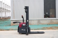 Apilador Eléctrico Mini Solreign de 300 kg, 1.5 m-6 m, Tipo Caminante, Batería de Litio, Múltiples Modelos, CE CDD