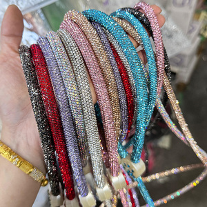 Cuerda para caminar para perros con diamantes de imitación de lujo: plomo reflectante de alta tracción para perros pequeños con diseño de diamante completo - Product Image 4