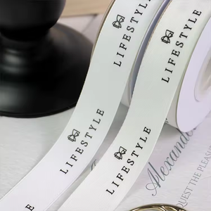 <span class=keywords><strong>Ruban</strong></span> <span class=keywords><strong>sergé</strong></span> de coton blanc personnalisé avec logo d'impression à l'encre noire Rubans en coton à chevrons - Product Image 6