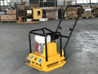 Compacteur à plaque vibrante portatif FSH C90, moteur essence 4 temps, boîte de vitesses à roulements, refroidissement par air, 90 kg, longue durée de vie, pour la construction