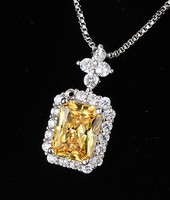 Simulation populaire jaune Zircon diamant à haute teneur en carbone petites boucles d'oreilles carrées pendentif anneau en laiton ensemble de bijoux pour les femmes pour les mariages