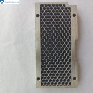 Nid d'abeille en acier inoxydable/aluminium pour aérothermes, redresseurs, prises d'air de climatisation, blindage CEM, résistant à l'<span class=keywords><strong>eau</strong></span> et au feu Hengshi - Product Image 2
