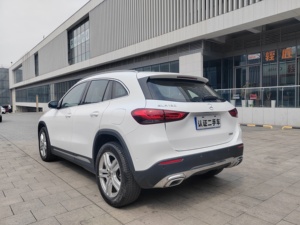 <span class=keywords><strong>Mercedes</strong></span>-Benz <span class=keywords><strong>GLA</strong></span> 180 2020 d'occasion, SUV compact, 1.3T 136ch Turbo 7 vitesses FWD, luxe urbain, bien entretenu, prêt à être expédié - Product Image 5