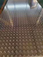Tôle d'aluminium gaufrée antidérapante à cinq barres, avec film PE bleu, épaisseurs 2mm, 3mm, 3.5mm, 4mm, 5mm, 6mm