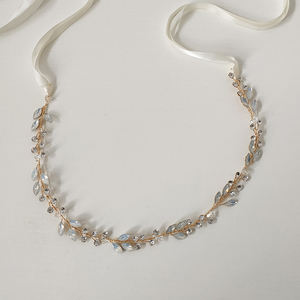 Serre-tête fleuri en strass pour femme, accessoire de cheveux pour fête d'anniversaire, guirlande de cheveux de mariée pour <span class=keywords><strong>mariage</strong></span> - Product Image 3