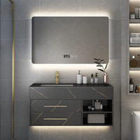 Meuble de salle de bain moderne avec miroir LED et lavabo à motif marbré