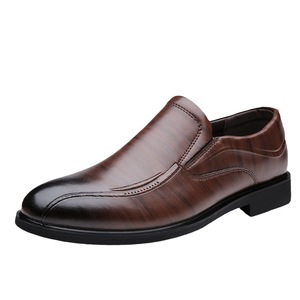 Mocassins en cuir véritable pour hommes, à bout pointu, à enfiler, semelle souple, chaussures de mariage, style décontracté d'été marron - Product Image 5