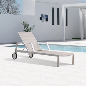 <span class=keywords><strong>PE</strong></span> mây nhôm <span class=keywords><strong>Sun</strong></span> <span class=keywords><strong>Lounger</strong></span> ngoài trời Chaise phòng chờ đồ nội thất hồ bơi Chất lượng cao bãi biển phòng chờ ghế - Product Image 2