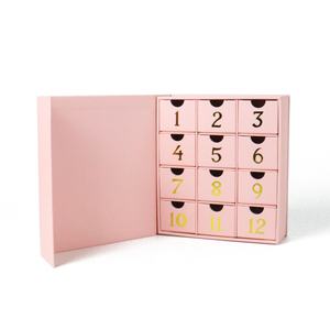 Boîte cadeau de golf, créez votre propre ensemble de maquillage, boîte en papier, calendrier de l'avent de 12 jours pour le Ramadan, rouge à lèvres, chocolat de Noël - Product Image 1