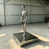 Sculpture humaine abstraite grandeur nature en acier inoxydable poli miroir, statue métallique de luxe pour décoration intérieure commerciale, taille personnalisée