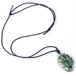 Collier perlé en époxy cristal avec pendentif renard à neuf queues blanc, collier ras du cou pour pull - Product Image 4