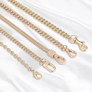 Bán Hot <span class=keywords><strong>Shiny</strong></span> Vàng Màu Brass Kim Loại Chuỗi Sắt Curb Chain Với Tôm Hùm Xoay Móc Cho Túi Dây Đeo Chains Cho Túi Xách - Product Image 2