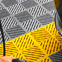 Revêtement de sol suspendu WPC de haute qualité pour enfants, souple, facile à assembler, moderne, pour terrains de sport extérieurs, tapis de pickleball, garage, parc