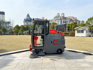 Mini camionnette autoportée 48V/100Ah avec le meilleur prix, machine de nettoyage et lavage de sols routiers - Product Image 6