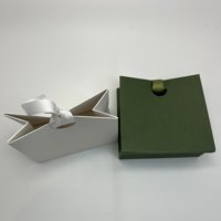 Boîte cadeau pliable recyclable personnalisée avec ruban Sacs en papier spéciaux pour emballage de parfum cadeau