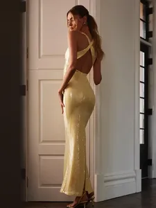 Abito da <span class=keywords><strong>Donna</strong></span> 2024 Nuovo Stile con Schiena Scoperta, Paillettes, Spacco sul Petto, Fiori Tridimensionali, Sexy ed Elegante - Product Image 2