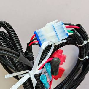 Disjoncteur manuel à récupération automatique avec protection contre les surintensités, faisceau de câblage à isolation PTFE/PBT pour yachts, motos et ordinateurs - Product Image 2