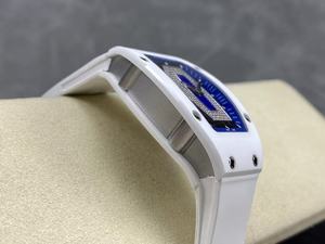 Reloj de Cerámica con Movimiento Mecánico Automático a Prueba de Agua, con Marco Blanco y Diseño de Núcleo Azul - Product Image 6