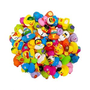 Venta al por mayor de patos de PVC de 2 pulgadas con sonido, surtido a granel para Jeep Ducking, juguetes flotantes para el baño, recuerdos de fiesta y máquinas expendedoras - Product Image 2