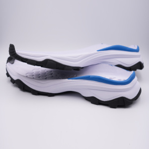 Suela de EVA moldeada por compresión con parche de goma estilo Gorpcore <span class=keywords><strong>para</strong></span> senderismo ligero, trail running o <span class=keywords><strong>zapatillas</strong></span> deportivas robustas <span class=keywords><strong>para</strong></span> exteriores. - Product Image 1