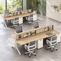 Poste de travail minimaliste en forme de bar avec cloison et rangement sous le bureau pour personnel de bureau financier