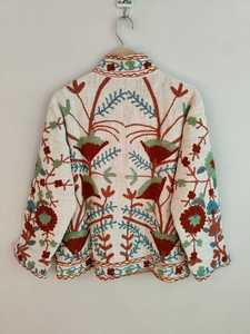 Veste Suzani en coton TNT faite à la main, broderie ethnique artisanale, manteau d'hiver bohème, tenue de festival artistique, veste brodée - Product Image 6