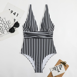 Maillot de bain une pièce rayé, sexy et amincissant, style européen et américain, pour la plage et l'été – Vente chaude - Product Image 3