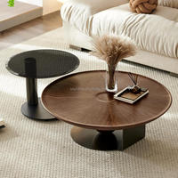 Ensemble de 2 tables basses gigognes modernes et luxueuses personnalisables en bois de noyer et verre noir, écologiques et durables, pour le salon
