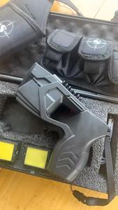 Equipo de Seguridad Recargable de Estilo Táctico, Simulador de Entrenamiento con Alcance Efectivo de 5 Metros, Modelo con Caja de Almacenamiento Portátil - Product Image 2