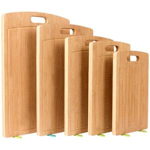 Tabla de cortar de madera de alta calidad para cocina, tabla de cortar duradera y segura para alimentos con acabado liso, disponible para la venta. - Product Image 1