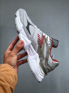 Designer Custommade Luxurious Outdoor Sports <b>Shoes</b> Suede Upper <b>Cushioning</b> Anti-Slip Running Walking <b>Shoes</b> for Men Women - Product Image 2