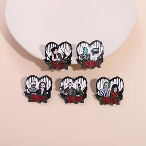 Halloween métal artisanat badges usine gros <span class=keywords><strong>film</strong></span> d'<span class=keywords><strong>horreur</strong></span> personnage masque émail broches en stock - Product Image 2