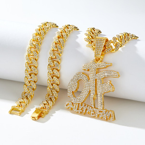 Catena Cubana Dorata con Strass e Ciondolo OTF per Moda <span class=keywords><strong>Hip</strong></span> <span class=keywords><strong>Hop</strong></span> e Streetwear - Product Image 6