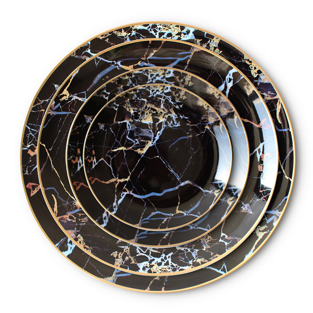 จาน4ชิ้น