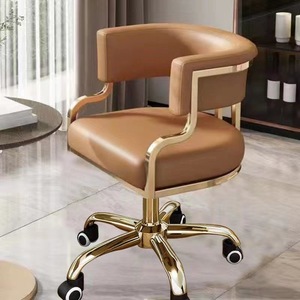 Silla de Oficina Giratoria Ajustable de Cuero para Jefes y Belleza - Product Image 5
