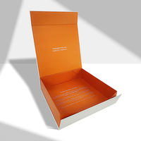 Boîte cadeau en papier magnétique portable avec poignée, logo personnalisé, emballage rigide de luxe pour vêtements et chaussures, boîte haut de gamme