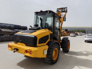 Cargadora de Ruedas China HAIJU H580, Capacidad de Elevación 3000 kg, 4x4, Cargadoras de Ruedas Hidrostáticas, Certificación EURO 5 / EPA4 CE para Granja - Product Image 6