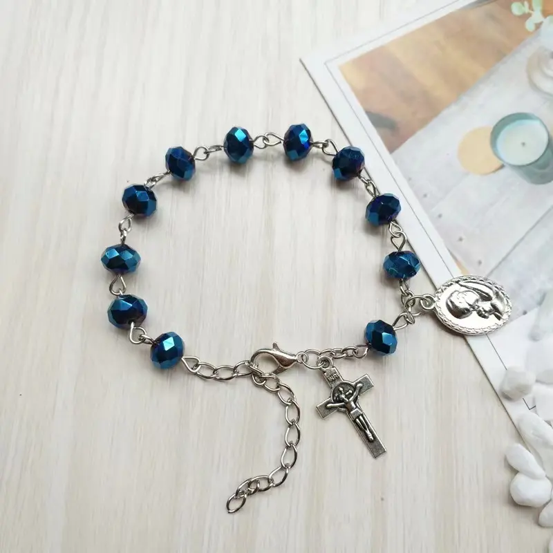 Blaue Kristall facettierte Perlen Rosenkranz Armbänder auf Draht mit Anti-Silber-Kreuz und Medaille