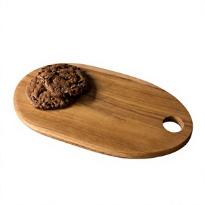 เขียงไม้รูปวงรีพร้อมด้ามจับ ผิวธรรมชาติ สำหรับหั่นอาหารในครัว - Product Image 1